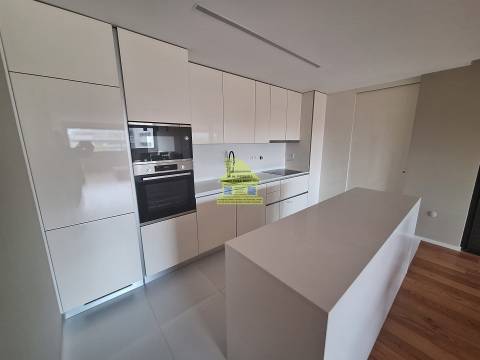 CPM20302 APT T2 Luxo 1ª Linha Praia,  Pronto habitar,  c/ Suite, Seca Bacalhau, Canidelo, V. N. Gaia