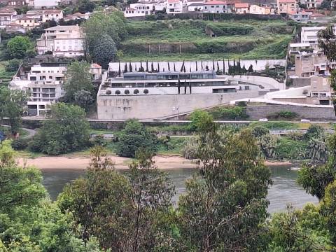 CPM20400 Terreno  a menos 75€/m2 p/ Moradia 4 Frentes, Gaia, junto ao Rio Douro c/ Vistas Rio