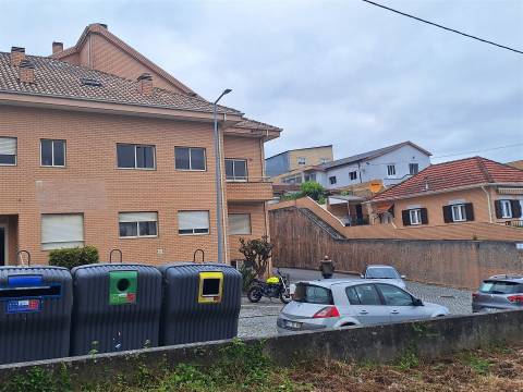 CPM20400 Terreno  a menos 75€/m2 p/ Moradia 4 Frentes, Gaia, junto ao Rio Douro c/ Vistas Rio