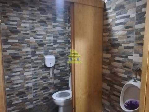 CPM20403fr Restaurante Snack Bar junto a Farmácia  em Gueifães à Rua Manuel Pinto Canedo 890,00€