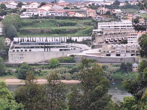 CPM20400F Terreno Gaia , junto ao Rio Douro c/ Vistas Rio a menos 100€/m2 p/ Moradia 4 Frentes, Gaia