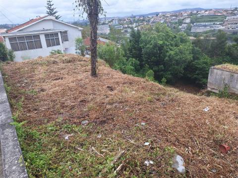 CPM20400F Terreno Gaia , junto ao Rio Douro c/ Vistas Rio a menos 100€/m2 p/ Moradia 4 Frentes, Gaia