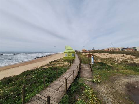 CPM20429 APT T2 Est. Granja  c/ Gar,  1ª Linha Mar,  Praias, c/ Lareira, São Félix da Marinha, Gaia,