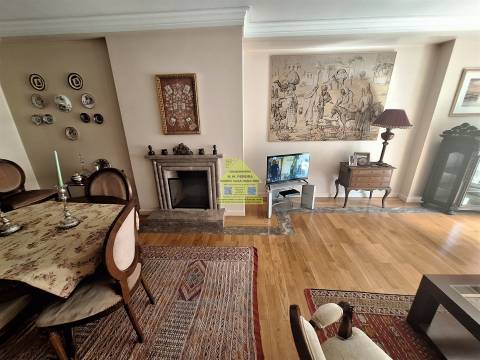 CPM20419 T3 Gaia Construção Palhares  366.500€   prx metro Soares Reis, (Rubi)  Hospital Privado