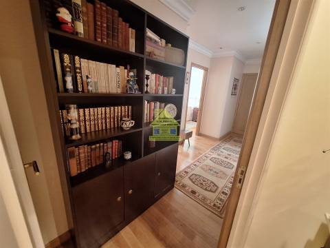 CPM20419 T3 Gaia Construção Palhares  366.500€   prx metro Soares Reis, (Rubi)  Hospital Privado