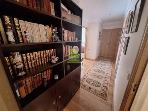 CPM20419 T3 Gaia Construção Palhares  366.500€   prx metro Soares Reis, (Rubi)  Hospital Privado