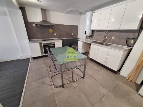 CPM20550 APT T1 junto metro c/ Terraço Centro Gaia  Jardim Morro / General Torres