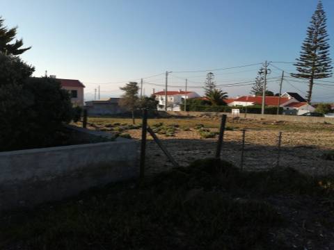 Terreno Urbano em Sintra, Praia das Maçãs
