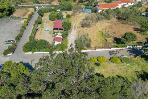 Terreno Urbano com Vista Deslumbrante para Construção Residencial de Alto Padrão