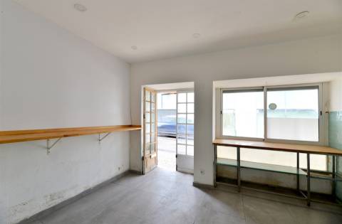 Loja no Monte Estoril, Estoril (ARRENDADO)