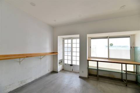 Loja no Monte Estoril, Estoril (ARRENDADO)