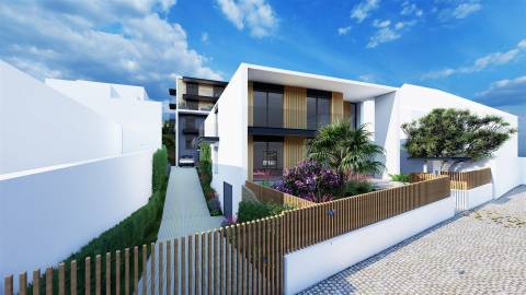 Terreno para construção de pequeno condomínio no Estoril, Cascais.