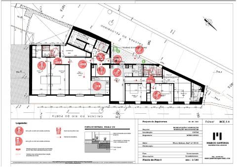 Prédio para reabilitação no Centro Histórico de Sintra.
