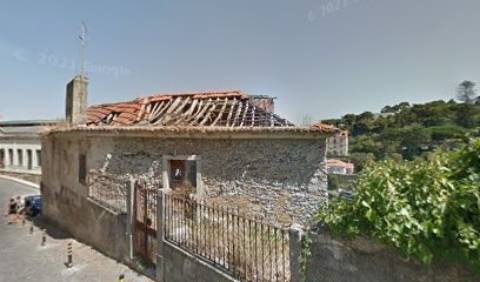 Prédio para reabilitação no Centro Histórico de Sintra.