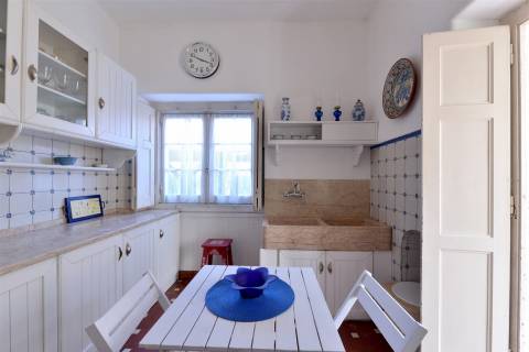 Moradia T4 e Restaurante em Amoreira, Cascais