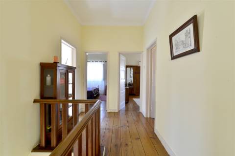 Moradia T4 e Restaurante em Amoreira, Cascais