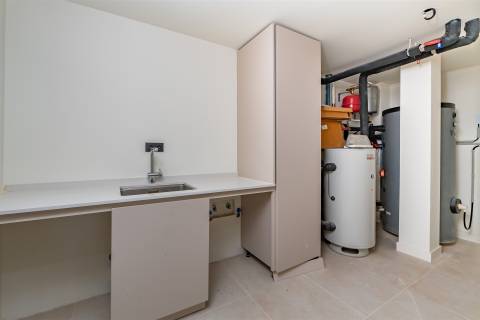 Moradia de Luxo em Birre, com quatro quartos, cada um com a sua casa de banho privativa