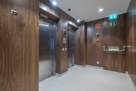 Apartamento T2 na Urb. Bayview, Cascais.