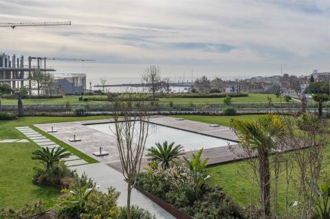 Apartamento T2 na Urb. Bayview, Cascais.