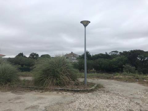 Lotes para moradias T3 em Loteamento aprovado em Albarraque.