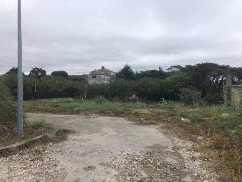 Lotes para moradias T3 em Loteamento aprovado em Albarraque.