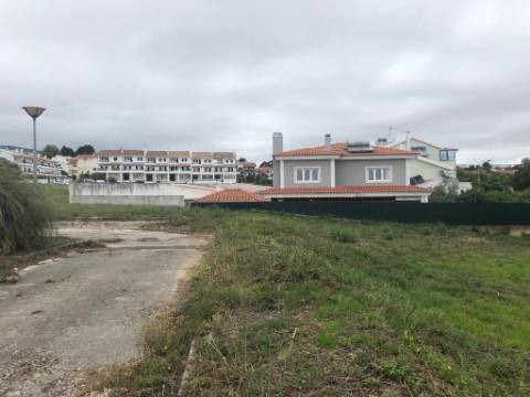 Lotes para moradias T3 em Loteamento aprovado em Albarraque.