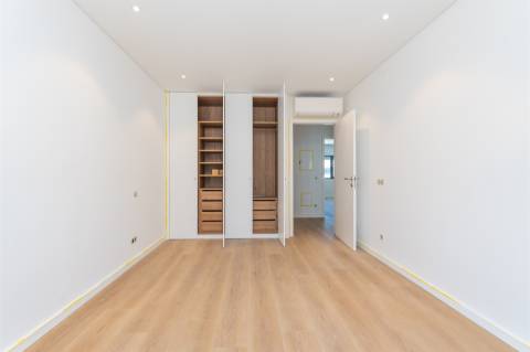 Moradia de 4 assoalhadas na Amoreira, Alcabideche, Cascais