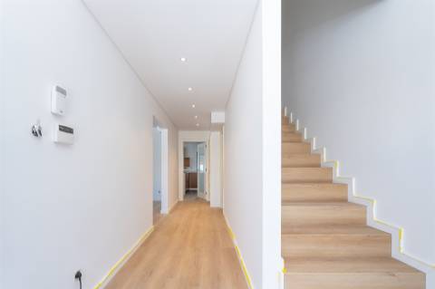 Moradia de 4 assoalhadas na Amoreira, Alcabideche, Cascais