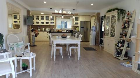 Quinta em Terrugem com moradia V3 e piscina