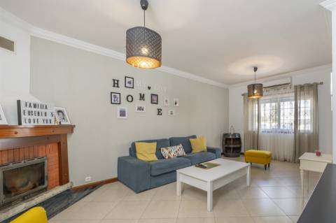 Moradia T4 em Banda, Alcabideche, Cascais