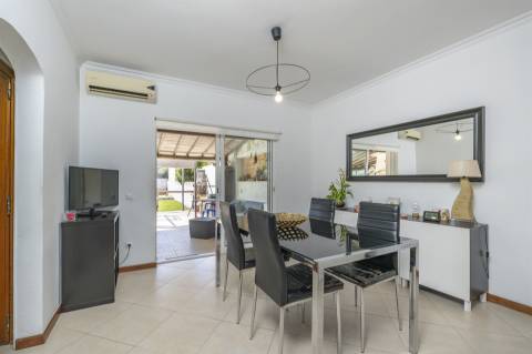 Moradia T4 em Banda, Alcabideche, Cascais