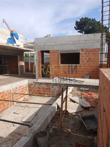 Moradia de 6 assoalhadas, Azeitão, Setúbal