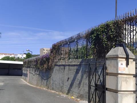 Terreno na Ajuda, Alcântara, Lisboa. Terreno á venda de 2000m² Lisboa.