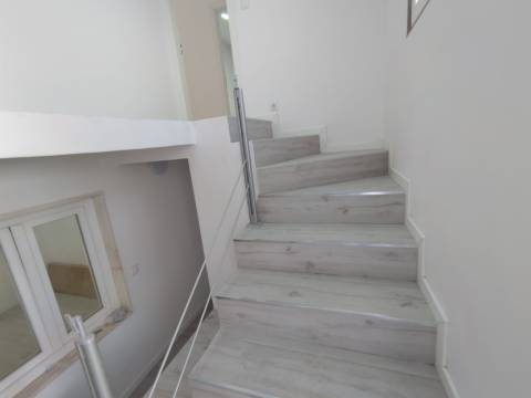 2 MORADIAS T9 NA AJUDA - ALCÂNTARA, LISBOA.