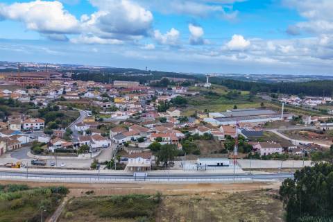 Lote de Terreno para construção 1000 m2.  Inserido em loteamento  para 7 moradias