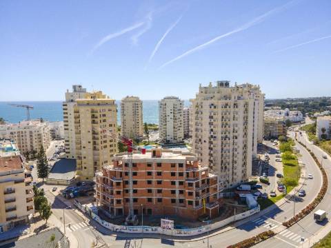 Apartamento T2 novo com garagem - Armação de Pêra, Silves, Algarve.