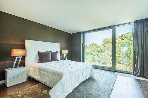 Duplex T3 em primeira linha mar, condomínio de luxo em Cascais