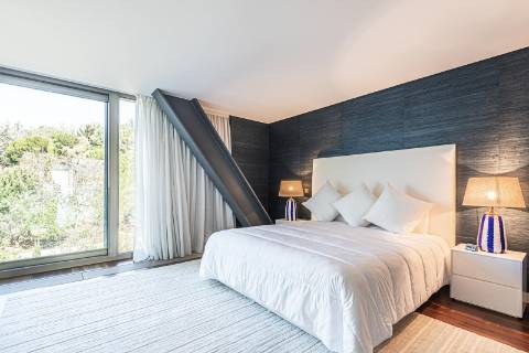 Duplex T3 em primeira linha mar, condomínio de luxo em Cascais