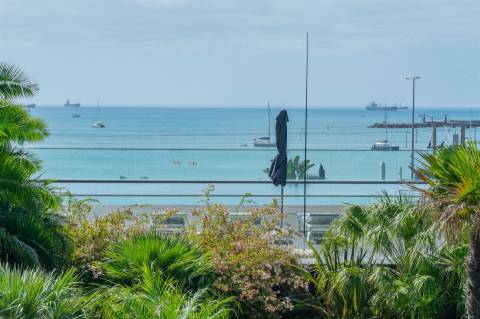 Arrendamento apartamento T3 (suites) e vista mar - Estoril Sol Residence