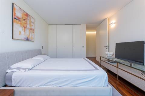 Arrendamento apartamento T3 (suites) e vista mar - Estoril Sol Residence