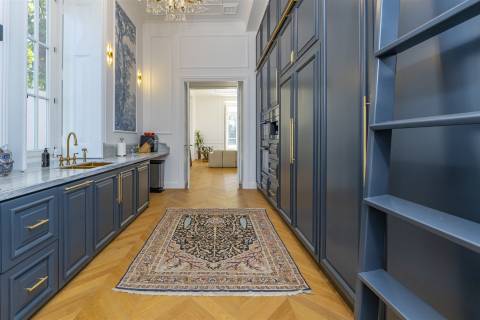 Chalet de Luxo em Sintra. Chalet com 5 quartos, cinema, sauna e garrafeira particular