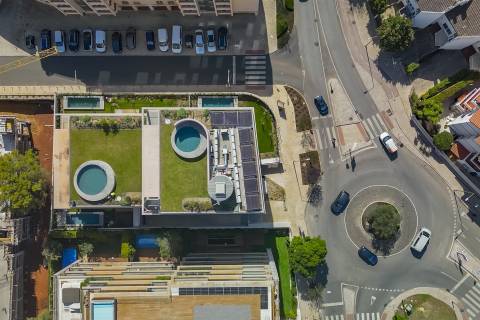 Apartamento T3 no The Coral com Varanda e 3 Lugares de Garagem na Gandarinha - Cascais