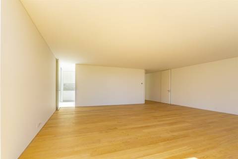 Apartamento T3 no Edificio Coral em Cascais, Gandarinha