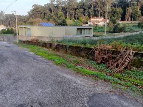 Terreno para venda  em Grijó e Sermonde - Vila Nova de Gaia, Porto.