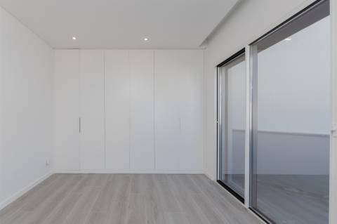 Moradia 5 assoalhadas, com piscina no Zambujeiro.