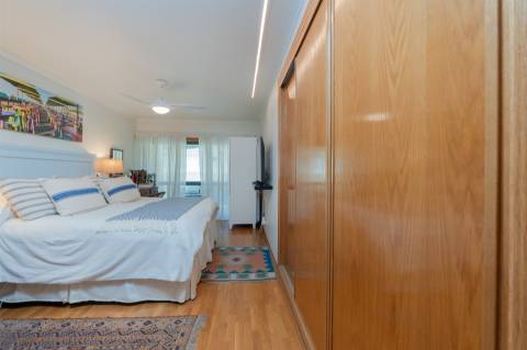 Apartamento T3 no Monte Estoril Excelente apartamento de 4 assoalhadas no Monte Estoril, Cascais