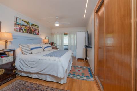 Apartamento T3 no Monte Estoril Excelente apartamento de 4 assoalhadas no Monte Estoril, Cascais