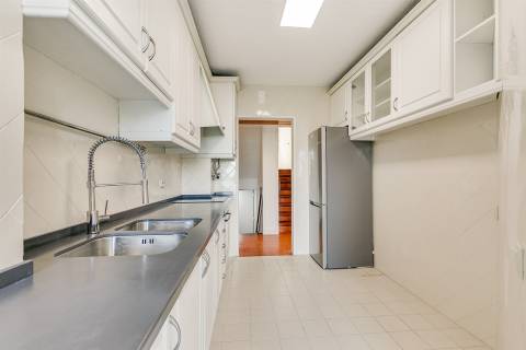 &#8203;&#8203;&#8203;&#8203;&#8203;&#8203;&#8203;T2 para arrendamento no centro de Cascais