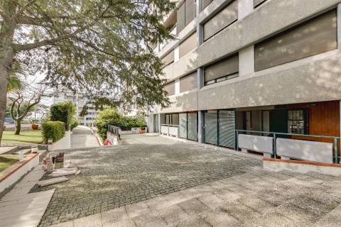 &#8203;&#8203;&#8203;&#8203;&#8203;&#8203;&#8203;T2 para arrendamento no centro de Cascais