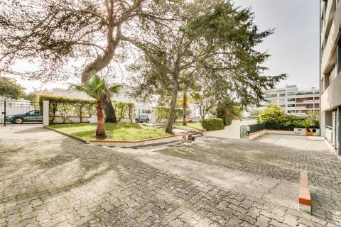 &#8203;&#8203;&#8203;&#8203;&#8203;&#8203;&#8203;T2 para arrendamento no centro de Cascais